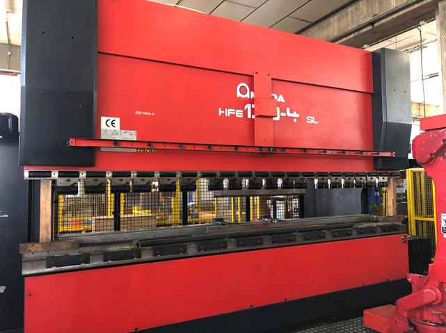 UPOGIBNA STISKALNICA  AMADA HFE 130/40 SL 7 OSI