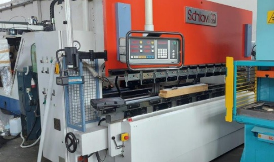 HIDRAVLIČNA UPOGIBNA STISKALNICA SCHIAVI 3000x100